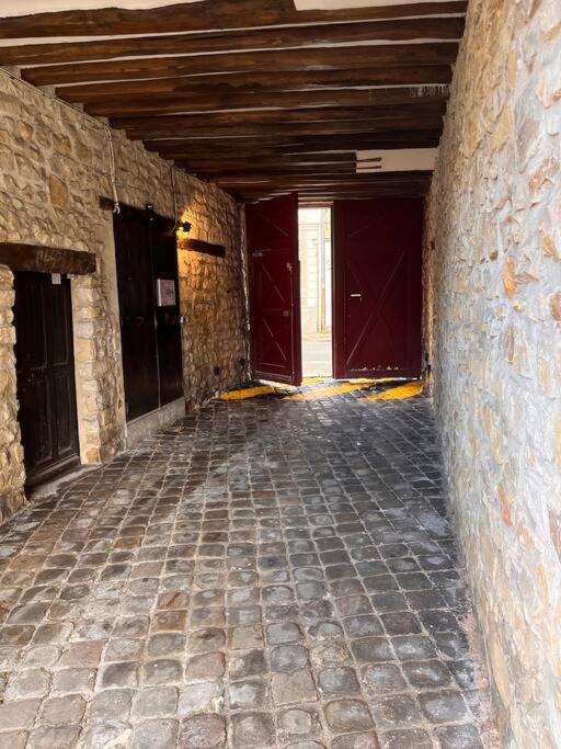 Studio Duplex Hypercentre Au Calme Avec Parking Fontainebleau Exterior foto